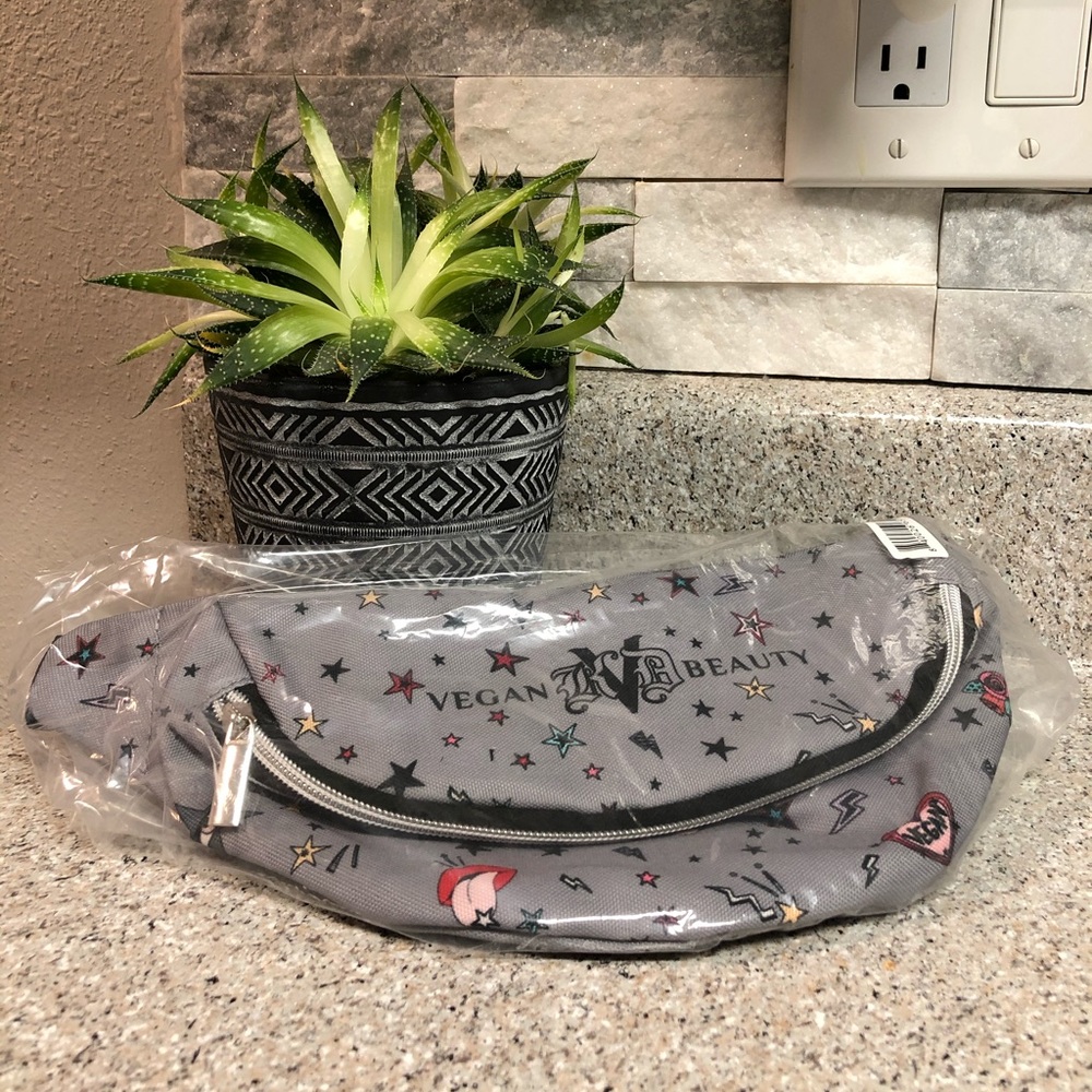 Fanny pack